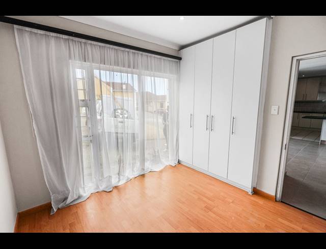 3 BEDROOM TOWNHOUSE TO LET IN BEACON BAY